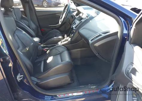 2016 Ford Focus St from USA, damaged, VIN 1FADP3L97GL267143